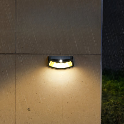 Solar Wall Lamp - IP65 waterproof, auto on/off, LED garden light for paths/terraces.